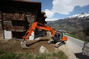 Bageri gusjeničari Hitachi ZX 250 LC-3