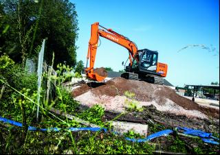 Bageri gusjeničari Hitachi ZX130-6