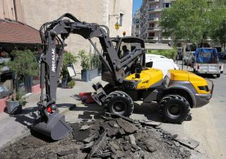 Bageri na kotačima Mecalac 12MTX