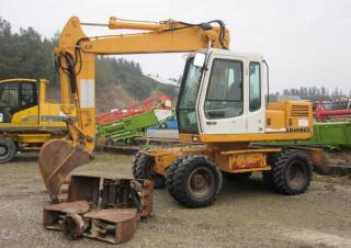 Bageri na kotačima Liebherr A 900