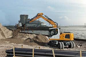 Bageri na kotačima Liebherr A 914 Litronic