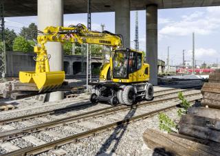 Bageri na kotačima Liebherr A 922 Rail Litronic