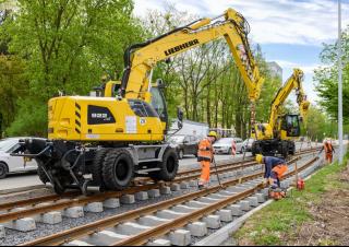 Bageri na kotačima Liebherr A 922 Rail Litronic