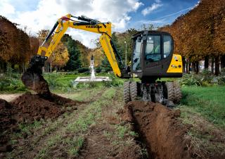 Bageri na kotačima Yanmar B 75 2PB