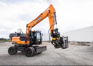 Bageri na kotačima Doosan DX170W-7