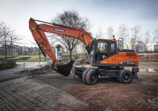 Bageri na kotačima Doosan DX190W-5