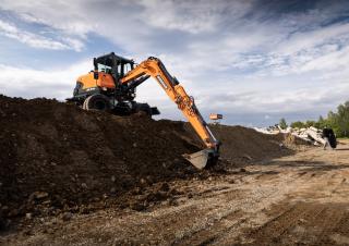 Bageri na kotačima Doosan DX57W-7