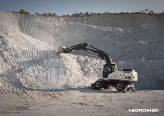 Bageri na kotačima Hidromek HMK 200 W