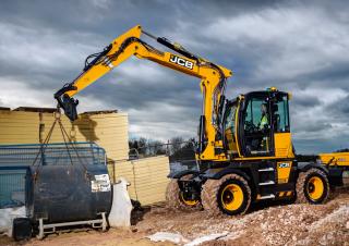 Bageri na kotačima JCB Hydradig 110W