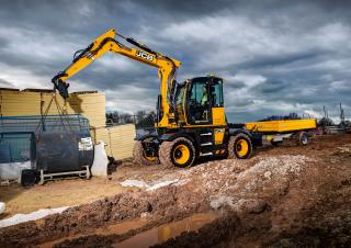 Bageri na kotačima JCB Hydradig 110W