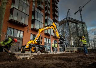 Bageri na kotačima JCB Hydradig 110W