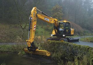 Bageri na kotačima JCB JS175W