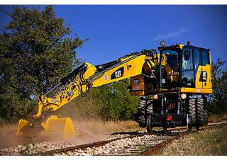 Bageri na kotačima Caterpillar M323F 