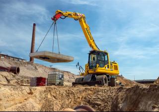 Bageri na kotačima Komatsu PW160-10