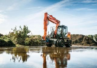 Bageri na kotačima Hitachi ZX140W-6