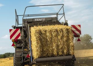 Balirke za četvrtaste bale Fendt 1290 SP