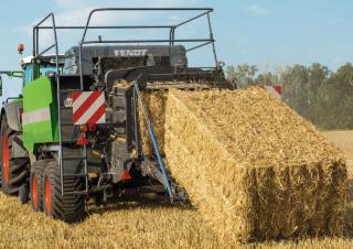 Balirke za četvrtaste bale Fendt 1290 SP