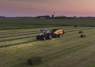 Balirke za četvrtaste bale New Holland BB 890 RC