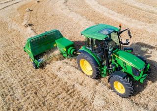 Samohodne kosilice za travnjake i vrtni traktori John Deere S160 
