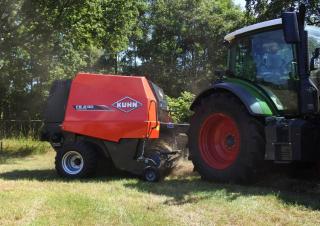 Balirke za okrugle bale Kuhn FB 2130 