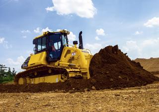 Buldožeri Komatsu D61EX-24E0