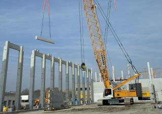 Dizalice gusjeničari - Rešetkasta grana Liebherr LR 1200.1