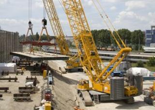 Dizalice gusjeničari - Rešetkasta grana Liebherr LR 1350/1