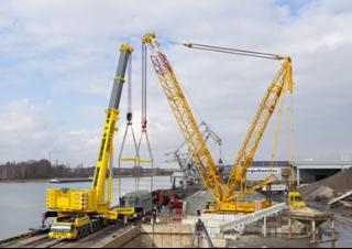 Dizalice gusjeničari - Rešetkasta grana Liebherr LR 1350/1