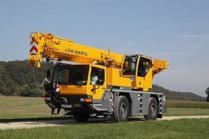 Dizalice za sve terene Liebherr LTM 1040-2.1 