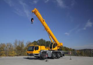 Dizalice za sve terene Liebherr LTM 1050-3.1 