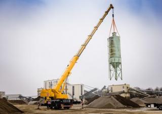 Dizalice za sve terene Liebherr LTM 1090-4.2 
