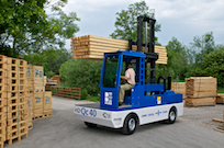 Viličari s bočnim utovarom Dizelski bočni utovarivači Jumbo QC 30/14