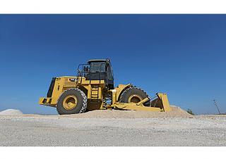 Dozeri na kotačima Caterpillar 814K
