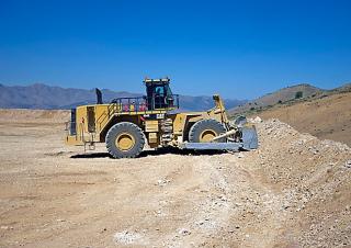 Dozeri na kotačima Caterpillar 854K