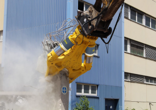 Prilozi Drobilice za beton Epiroc CB 7500