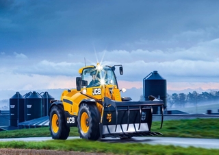 Dvorišni utovarivač JCB 538-60 AGRI