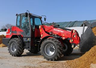 Dvorišni utovarivač Schäffer 8620 T-2 
