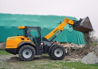 Dvorišni utovarivač Dieci Agri Pivot T70