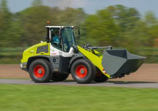 Dvorišni utovarivač Claas Torion 644 Sinus