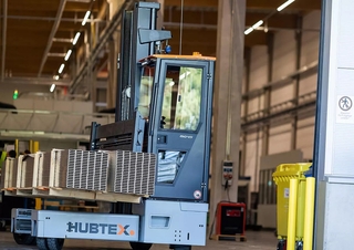 Viličari s bočnim utovarom Električni bočni viličari Hubtex Phoenix