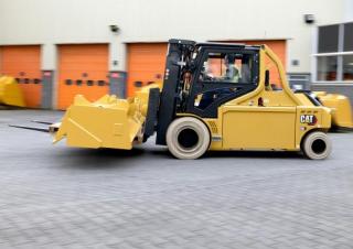 Električni viličari Caterpillar EP80NH-900