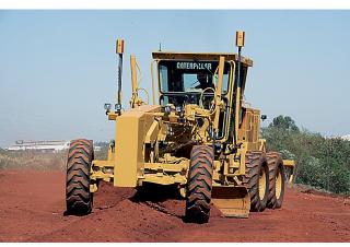 Grejderi Caterpillar 120K