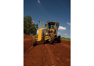 Grejderi Caterpillar 120K2