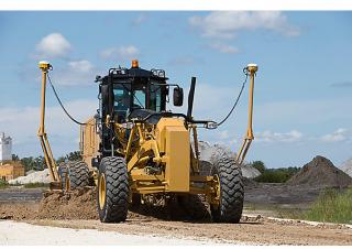 Grejderi Caterpillar 12M3 AWD