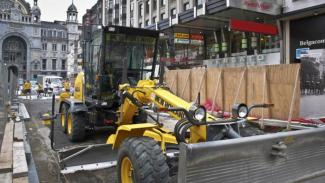Grejderi New Holland F 106.7 A