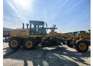 Grejderi XCMG GR165 
