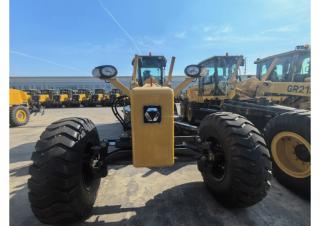 Grejderi XCMG GR180 