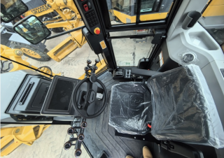 Grejderi XCMG GR2205T