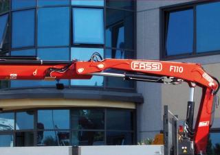 Hidraulične utovarne dizalice Fassi F 110 A 0.24 e-active