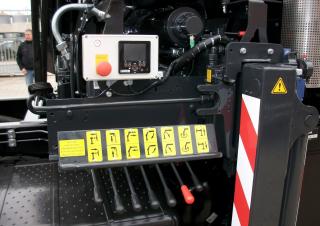 Hidraulične utovarne dizalice MKG HLK 106 HP a3